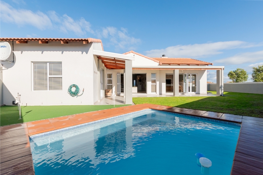 4 Bedroom Property for Sale in Langebaan Country Estate Western Cape